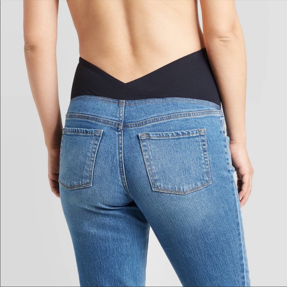 🆓[ingrid & isabel]maternity high-rise straight jean - Picture 2 of 6